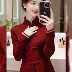 批发新中式国风立领盘扣红色针织开衫女秋冬新款洋气时尚复古显瘦上衣