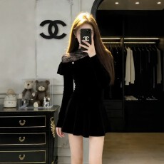 批发法式小香风<b class='q'>套装</b>女2026春季高级感蕾丝拼接<b class='q'>丝绒</b>上衣半身短裙两件套