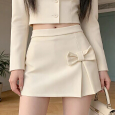 批发实拍设计感<b class='q'>西装</b>半身裙<b class='q'>女</b>夏季2026新款蝴蝶结开叉a字辣妹包臀短裙