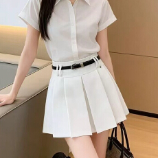 批发实拍百褶<b class='q'>西装</b>a字短裙<b class='q'>女</b>2026春夏新款短款显瘦气质高级流行半身裙