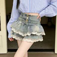 批发实拍2026新款蕾丝拼接短裤纯欲风辣妹设计感弹力牛仔蛋糕百褶裤裙