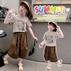 批发女童夏季套装2025新款儿童时髦洋气大童短袖T恤阔腿七分裤两件套