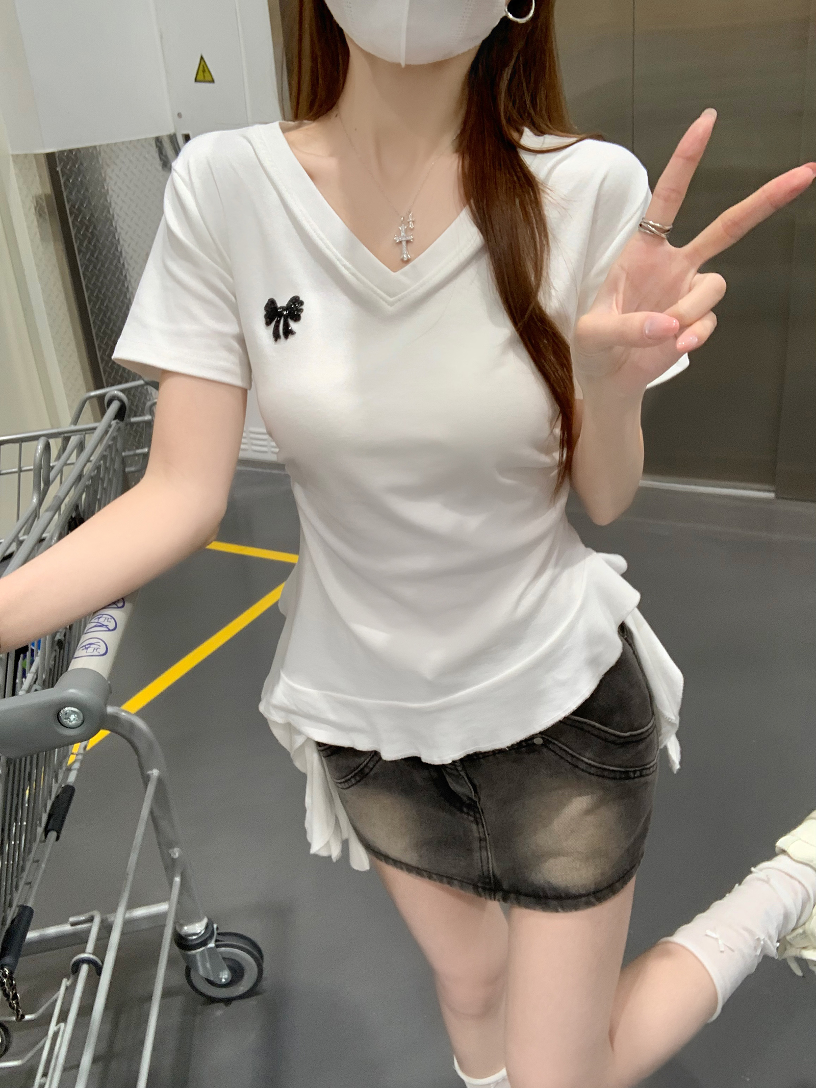 RY5787# 实拍纯棉螺纹短袖t恤女装夏新款飘带蝴蝶结显瘦V领上衣