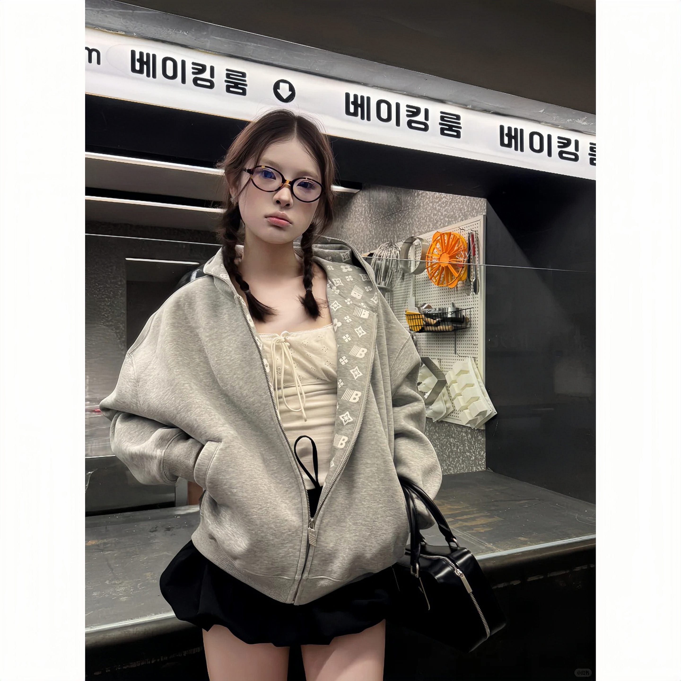 BY33605# 大码女装长袖t恤卫衣女秋季薄拉链开衫外套新款连帽上衣  服裝批發女裝批發服飾貨源