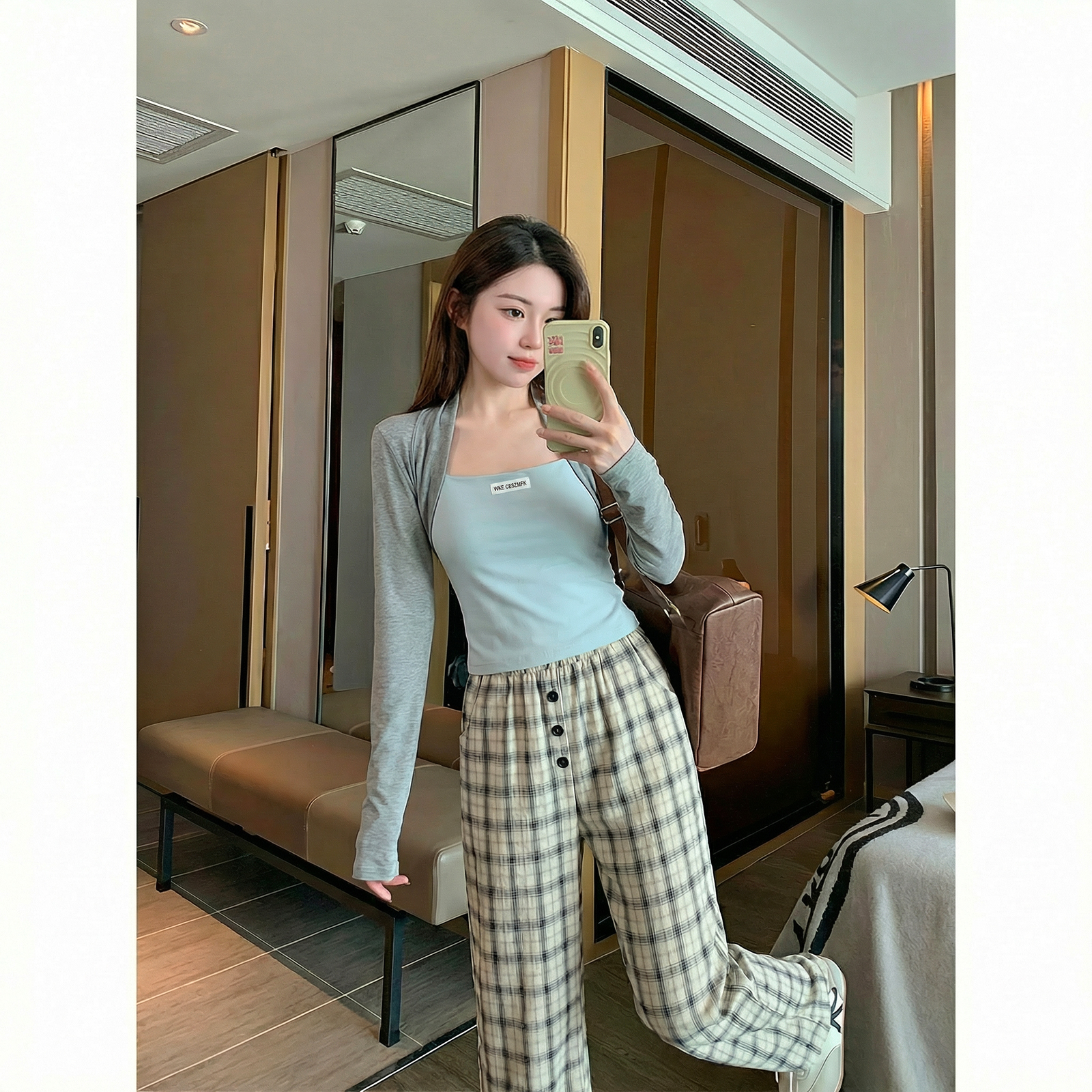 BY34189# 人棉长袖t恤女春秋新款潮撞色假两件方领打底衫 服裝批發女裝批發服飾貨源