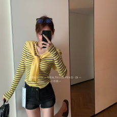 批发设计感小众披肩两件套条纹针织衫秋季2025新款休闲时尚<b class='q'>毛衣</b>上衣女