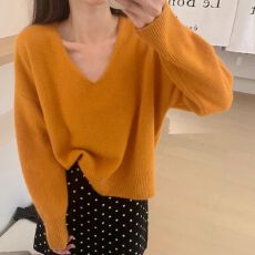 批发慵懒高级感红色v领<b class='q'>韩版</b><b class='q'>毛衣</b>女针织衫冬季百搭软糯宽松内搭上衣厚