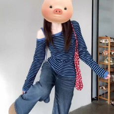 批发韩系氛围感穿搭斜肩长袖t恤女<b class='q'>夏</b>季小个子修身独特绝美条纹款上衣