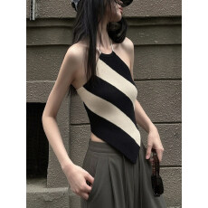 批发纯欲风撞色挂脖不规则背心女2026春辣妹性感露背气质<b class='q'>百搭</b>别致上衣