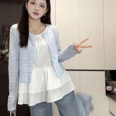 批发2026新款夏季韩版少女浅色系ins蓝白条纹长袖套装休闲宽松两件套