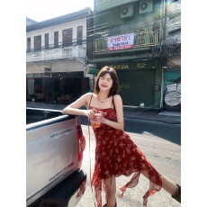 批发雪纺印花#法式<b class='q'>复古</b>红色吊带<b class='q'>连衣裙</b>女夏收腰显瘦不规则荷叶边短裙