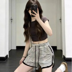批发原版色织条面料 运动短<b class='q'>裤</b>夏季薄款宽松<b class='q'>条纹</b>高腰热<b class='q'>裤</b>休闲阔腿睡<b class='q'>裤</b>