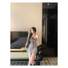 批发OYFF凡凡天鹅梦粗花呢抹胸一字肩<b class='q'>无袖</b><b class='q'>连衣裙</b>女士收腰A字短裙