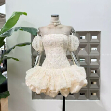 批发绝美抹胸蕾丝花苞连衣裙女轻奢高级感宴会<b class='q'>礼服</b>裙子法式重工蓬蓬裙