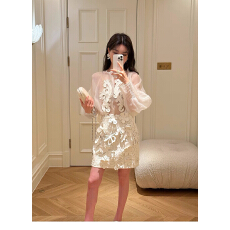 批发SMOL“云雾镜鸢”透视<b class='q'>欧根纱</b>上衣立体花朵半身裙<b class='q'>套装</b>气质两件套