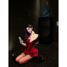 批发抹胸连衣裙女装名媛生日<b class='q'>礼服</b>裙重工新年战袍玫瑰鱼骨蓬蓬<b class='q'>红色</b>裙子