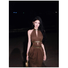 批发JAYKY YANG【暮色浮光】橄榄绿V领镂空挂脖<b class='q'>长裙女</b>重工珠片<b class='q'>连衣</b>裙