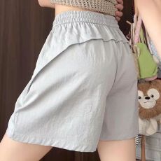 批发灰色速干工装短裤女夏季薄2025新款休闲<b class='q'>运动</b>小个子阔腿冰丝五分裤