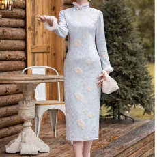 批发花满絮蓝色印花新中式秋冬款漂亮独特小个子战袍