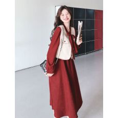批发马甲配红色灯芯绒衬衫<b class='q'>大码</b>连衣裙女春秋2025年绝美小香风两件套装