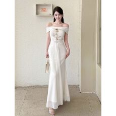 批发气质名媛轻奢蕾丝镂空抹胸一字肩连衣裙<b class='q'>夏季</b>修身收腰显瘦鱼尾<b class='q'>长裙</b>