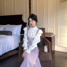 批发法式复古蕾丝拼接荷叶边<b class='q'>假两件</b><b class='q'>连衣裙</b>显瘦遮肚温柔气