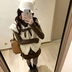 批发韩系<b class='q'>甜美</b>秋冬新款波点打底衫蝴蝶结撞色毛绒绒马甲外套两件