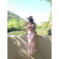 批发<b class='q'>粉色</b>碎花<b class='q'>连衣裙</b>夏女2026新款茶歇法式高级感不规则荷叶边雪纺长裙