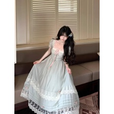 批发青雾叠雪 超仙甜美方领褶皱层次感气质温柔风显瘦<b class='q'>连衣裙</b>公主长裙