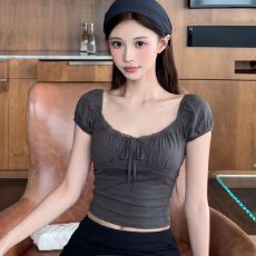 批发蕾丝小众辣妹新款独特<b class='q'>短袖</b><b class='q'>T</b><b class='q'>恤</b>女拼接修身显瘦短款设计感百搭上衣