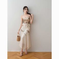 批发墨染<b class='q'>连衣裙</b>鱼尾吊带长裙超好看独特漂亮别致裙子清冷艺术感穿搭
