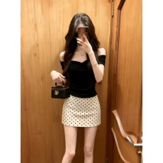 批发韩系纯欲套装女夏季黑色扭结V领短袖T恤上衣高腰波点半身裙两件套