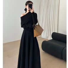 批发巨好看一字肩针织连衣裙子女<b class='q'>春</b>2026新款韩系穿搭两件套装半身长裙