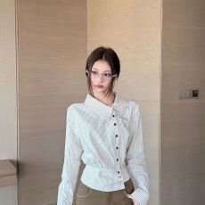批发春季女2026新款条纹收腰衬衫显瘦百搭翻领不规则收腰衬衫斜门襟