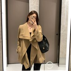 批发大翻领短款风衣女<b class='q'>春秋</b>新款韩系高级设计感气质小个子大衣外套