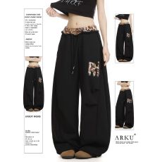 批发美式拼接豹纹弯刀卫裤女<b class='q'>复古</b>宽松褶皱显瘦爵士舞阔腿休闲裤子