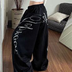 批发美式<b class='q'>嘻哈</b>风重磅烫钻黑色<b class='q'>阔腿裤</b>女街舞个性宽松休闲<b class='q'>裤</b>