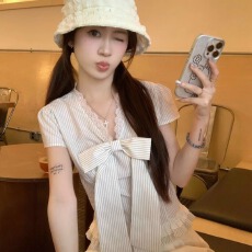 批发法式蝴蝶结蕾丝花边条纹<b class='q'>衬衫</b>女2026年夏季新款高级感显瘦短袖上衣