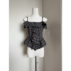 批发纯欲风气质格纹一字领露肩衬衫女夏季新款设计感短款<b class='q'>百搭</b>休闲上衣