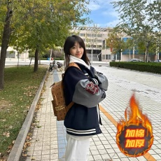 批发美式复古重工刺绣立领棒球服外套女冬新款宽松加棉加厚夹克上衣