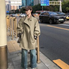 批发卡其色立领风衣外套女秋季2025巨好看的老钱风超好看宽松百搭大衣