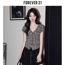 批发原版做法 韩系超好看格子V领收腰<b class='q'>衬衫</b>女2026夏日泡泡短袖甜辣上衣