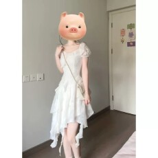 批发法式温柔白月光海边度假<b class='q'>连衣裙</b>独特漂亮荷叶边收腰不规则短裙夏季