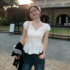 批发韩系<b class='q'>蕾丝</b>拼接防晒短袖衬衫女夏季系带小衫绑带收腰设计感新款上衣