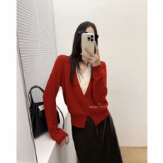 批发实价大码高级质感假两件羊毛<b class='q'>针织衫</b>开衫秋冬温柔气质内搭外穿毛衣