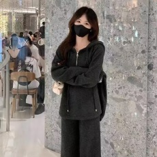 批发己出货 套瘦遮肚连帽卫衣百搭阔腿裤两件套潮