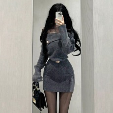 批发己出货 一字肩毛衣针织新款露肩灰色<b class='q'>包臀</b>收腰短裙长袖裙子