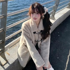 批发己出货 羊羔毛外套皮毛一体毛绒绒大衣秋冬加厚