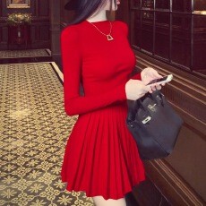 批发己出货 红色圆领长袖<b class='q'>连衣裙</b>御姐范修身<b class='q'>百褶</b>裙