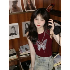 批发美式甜辣酒红正肩短袖<b class='q'>t</b><b class='q'>恤</b>女夏日多巴胺穿搭修身显瘦露脐上衣